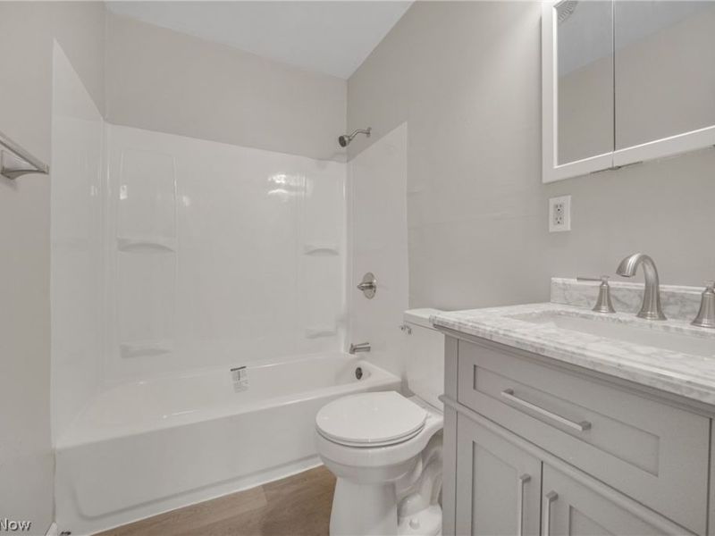 13301 Kirton Avenue, Cleveland, OH 44135 Photo 8