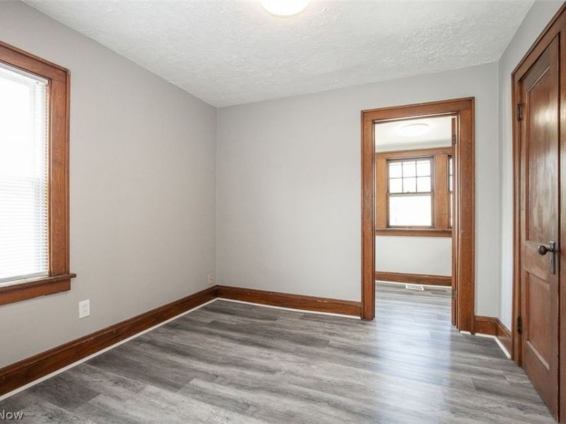 10203 Greenview Avenue, Garfield Heights, OH 44125 Photo 18