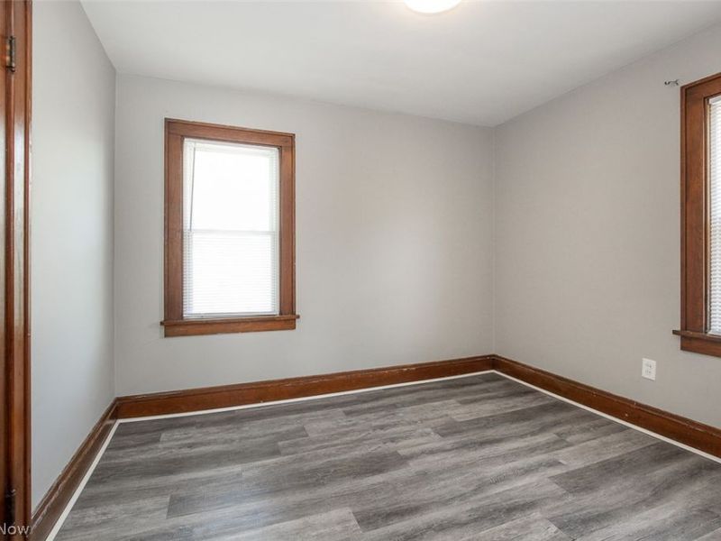 10203 Greenview Avenue, Garfield Heights, OH 44125 Photo 24