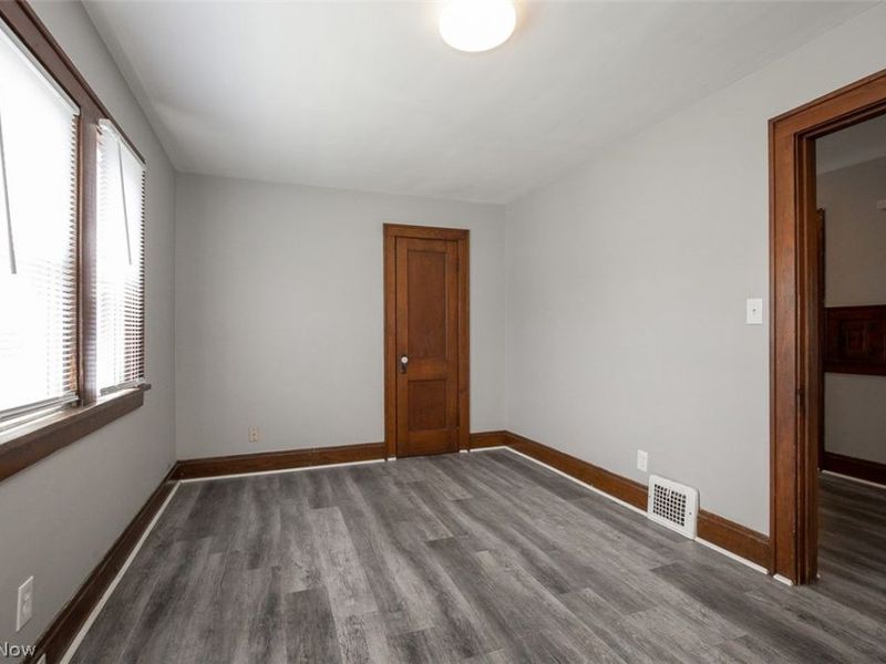 10203 Greenview Avenue, Garfield Heights, OH 44125 Photo 28