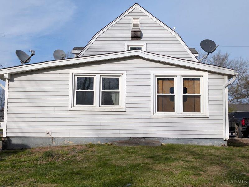 2627 Gaylord Avenue, Bethel, OH 45106 Photo 4