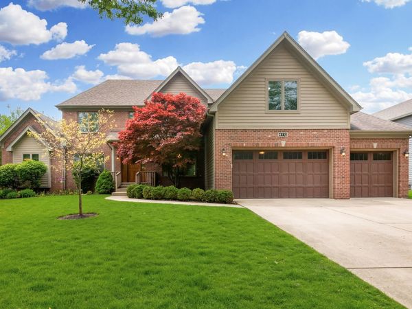 4736 DEVON Avenue, Lisle, IL 60532