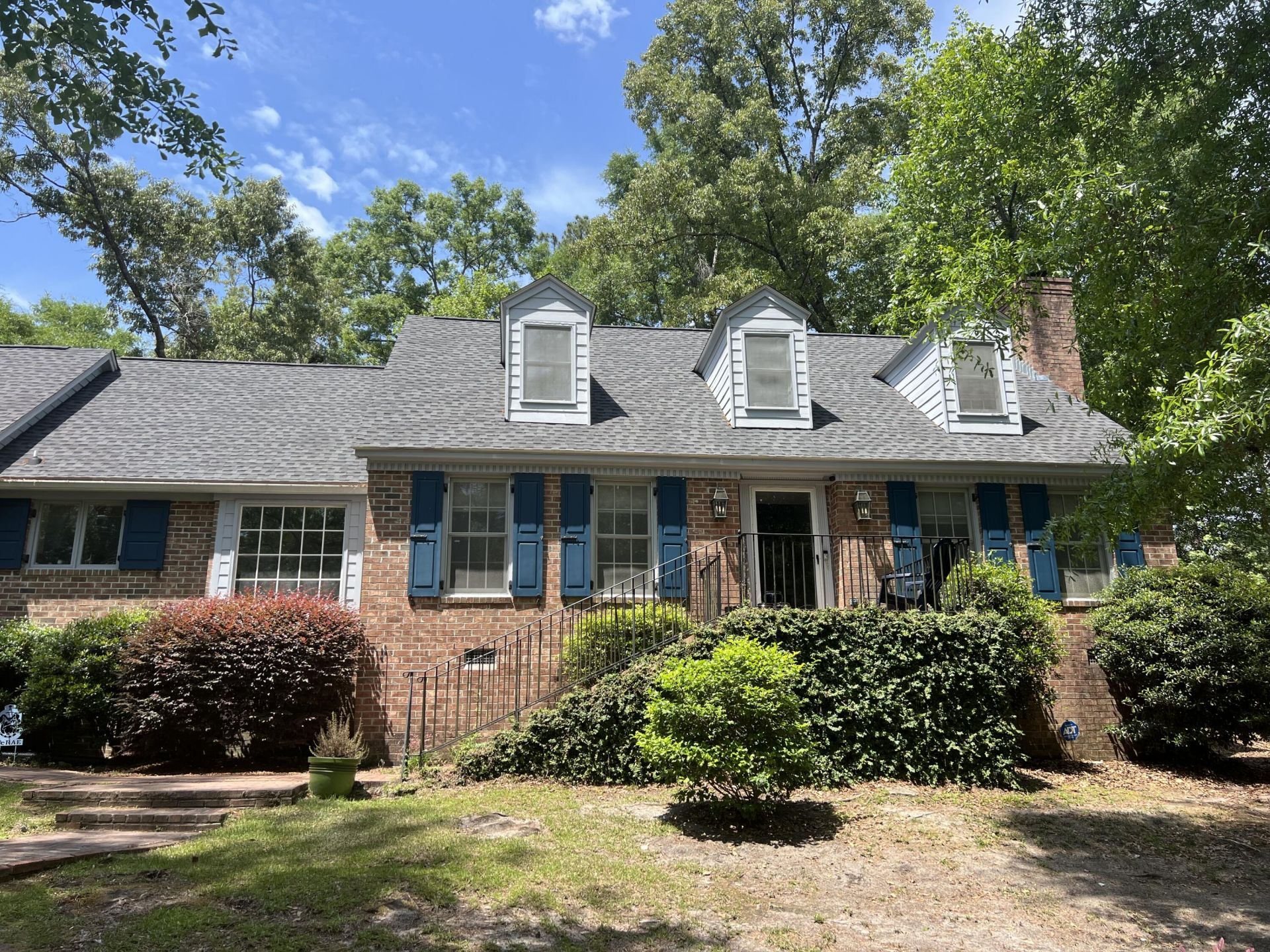 904 Churchill Road Photo 2