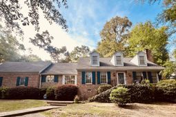 904 Churchill Road photo 4