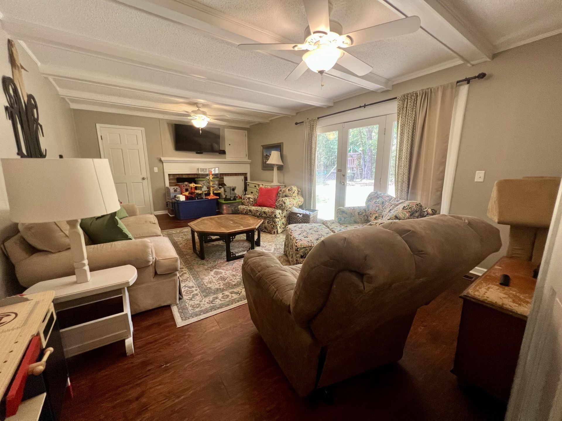 904 Churchill Road Photo 48