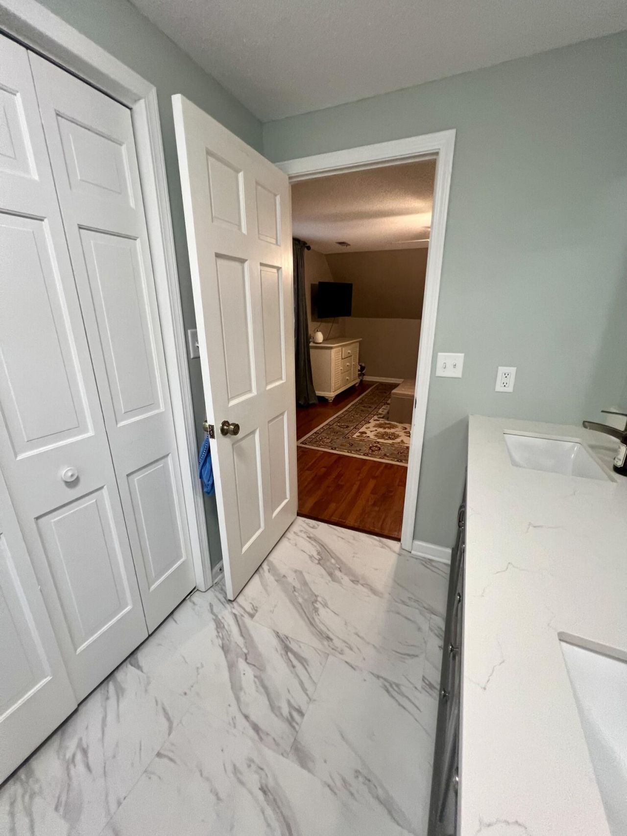 904 Churchill Road Photo 52