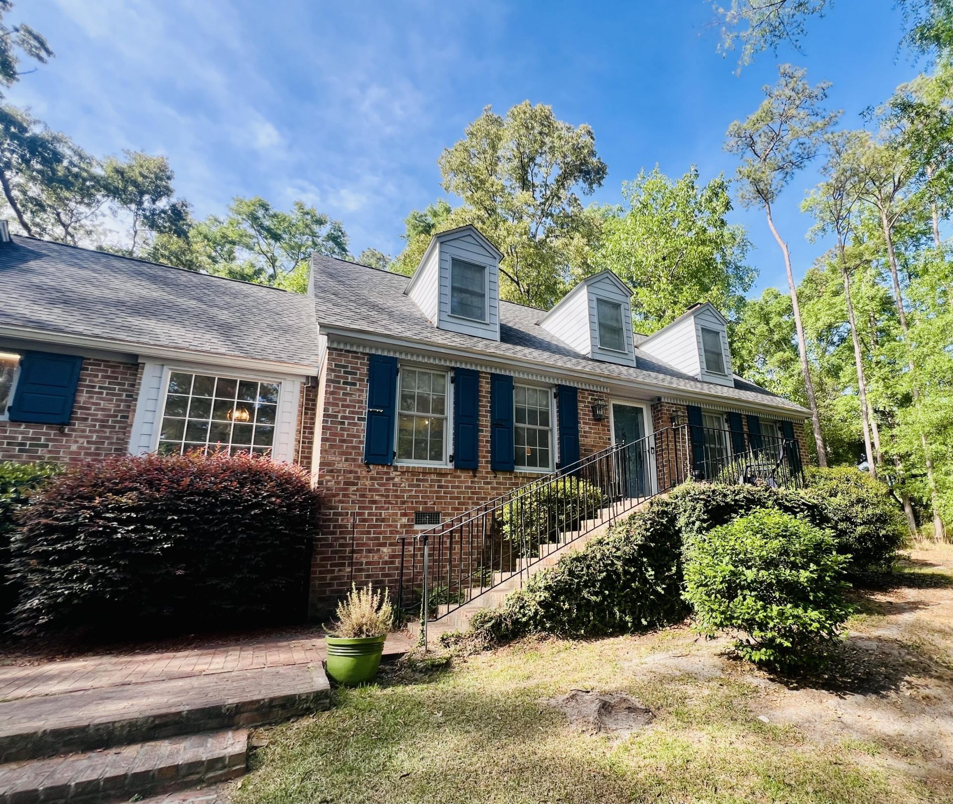 904 Churchill Road Photo 6