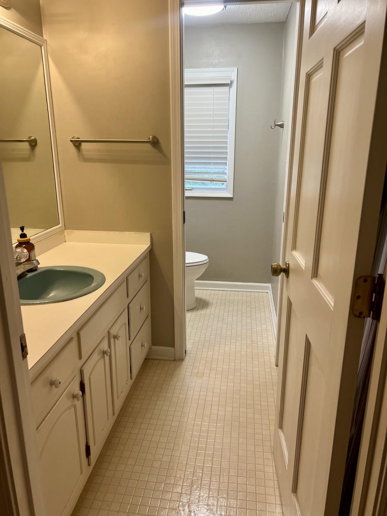 904 Churchill Road Photo 60