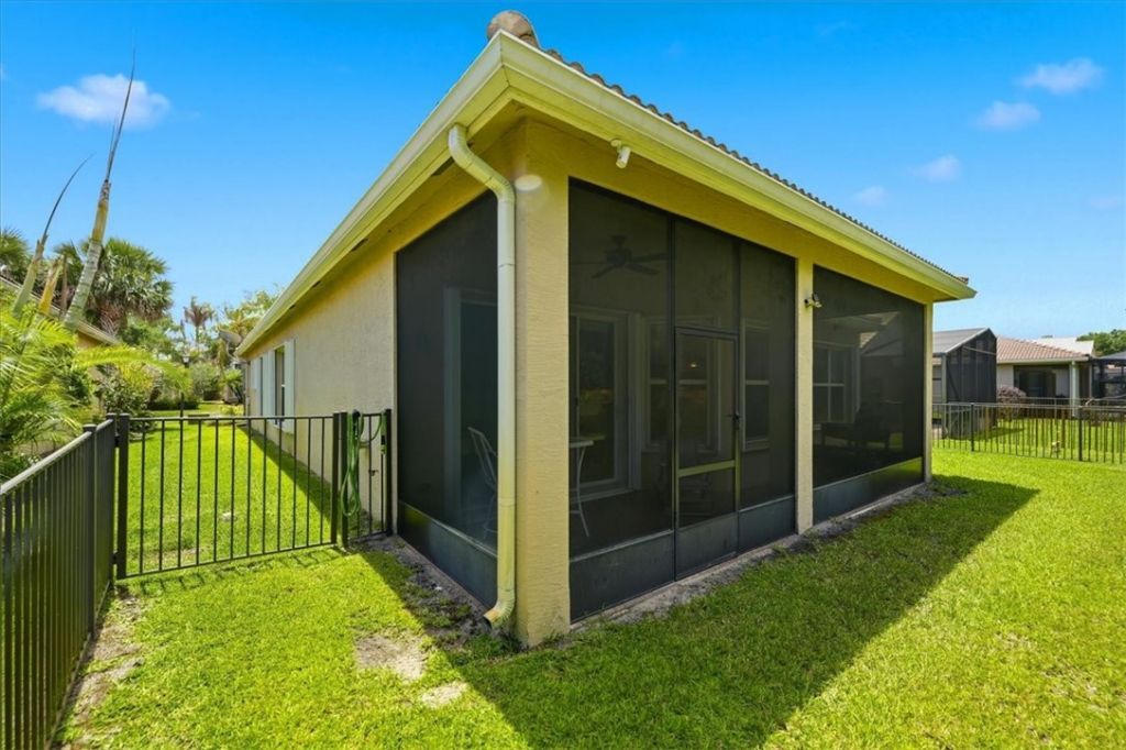 1963 Grey Falcon Circle Sw, Vero Beach, FL 32962 Photo