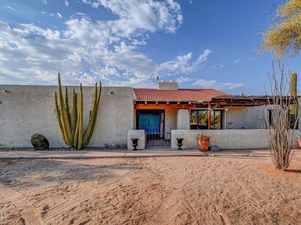 6520 E PEAK VIEW Road, Cave Creek, AZ 85331