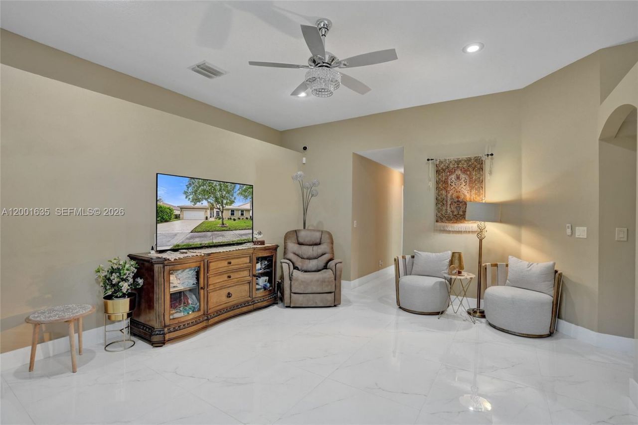 4286 NW 42nd Ter, Coconut Creek, FL 33073 Photo