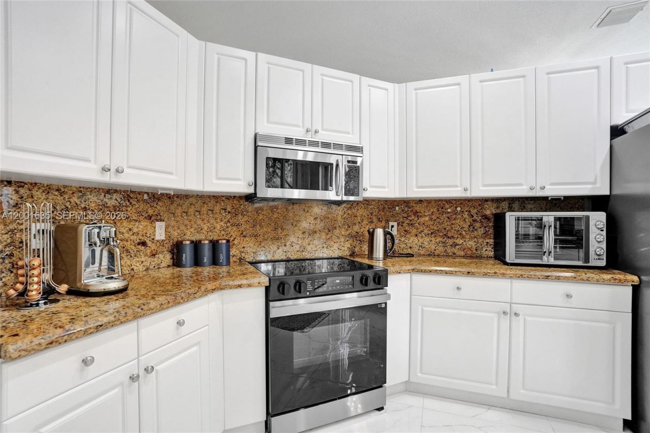 4286 NW 42nd Ter, Coconut Creek, FL 33073 Photo