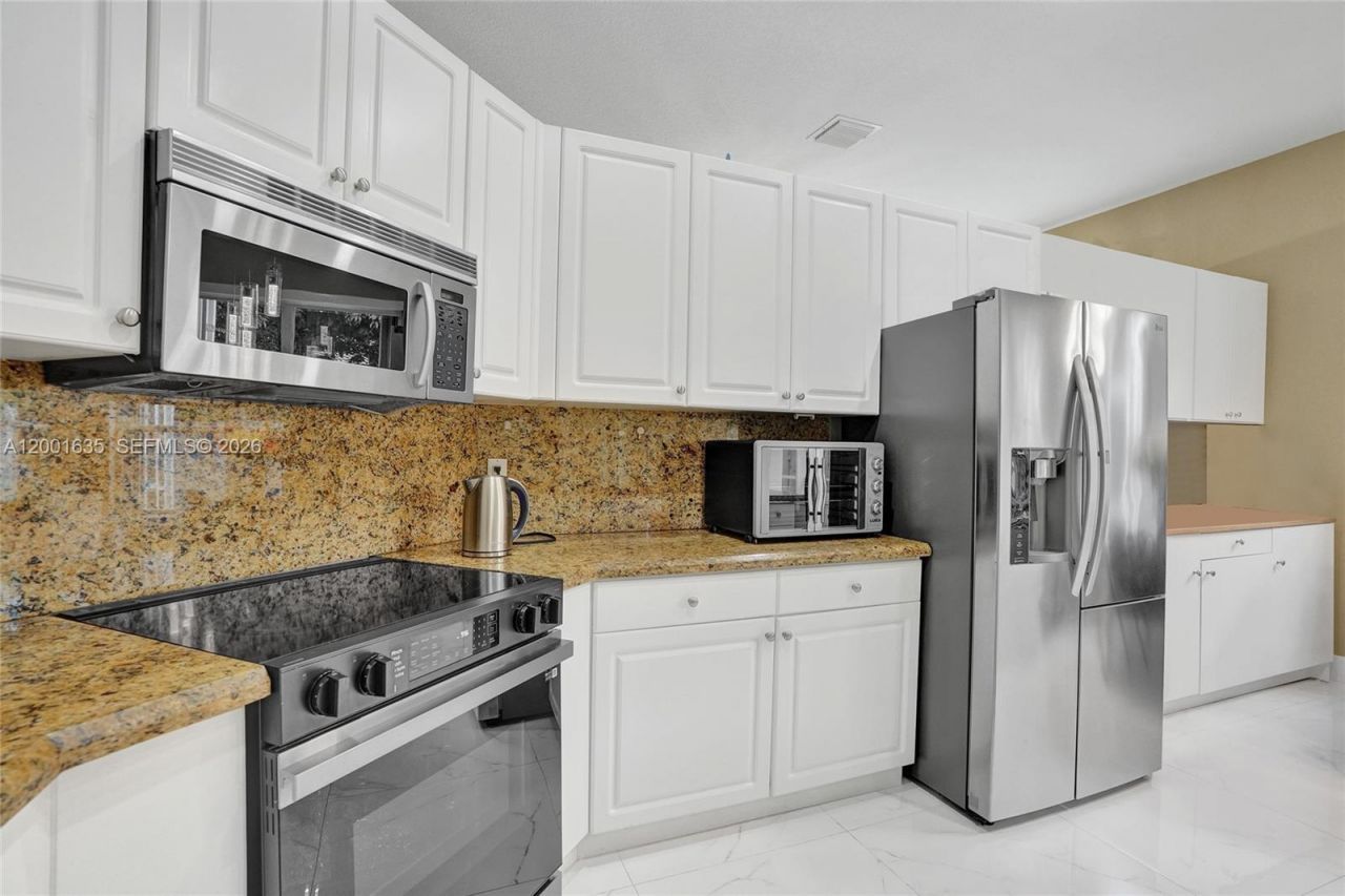 4286 NW 42nd Ter, Coconut Creek, FL 33073 Photo