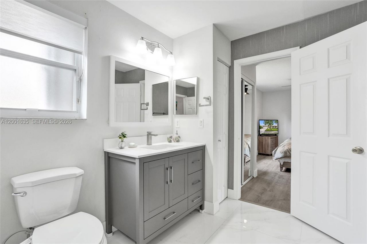 4286 NW 42nd Ter, Coconut Creek, FL 33073 Photo