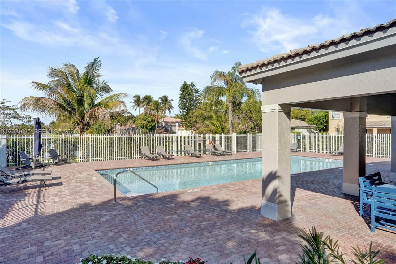 4286 NW 42nd Ter, Coconut Creek, FL 33073 Photo