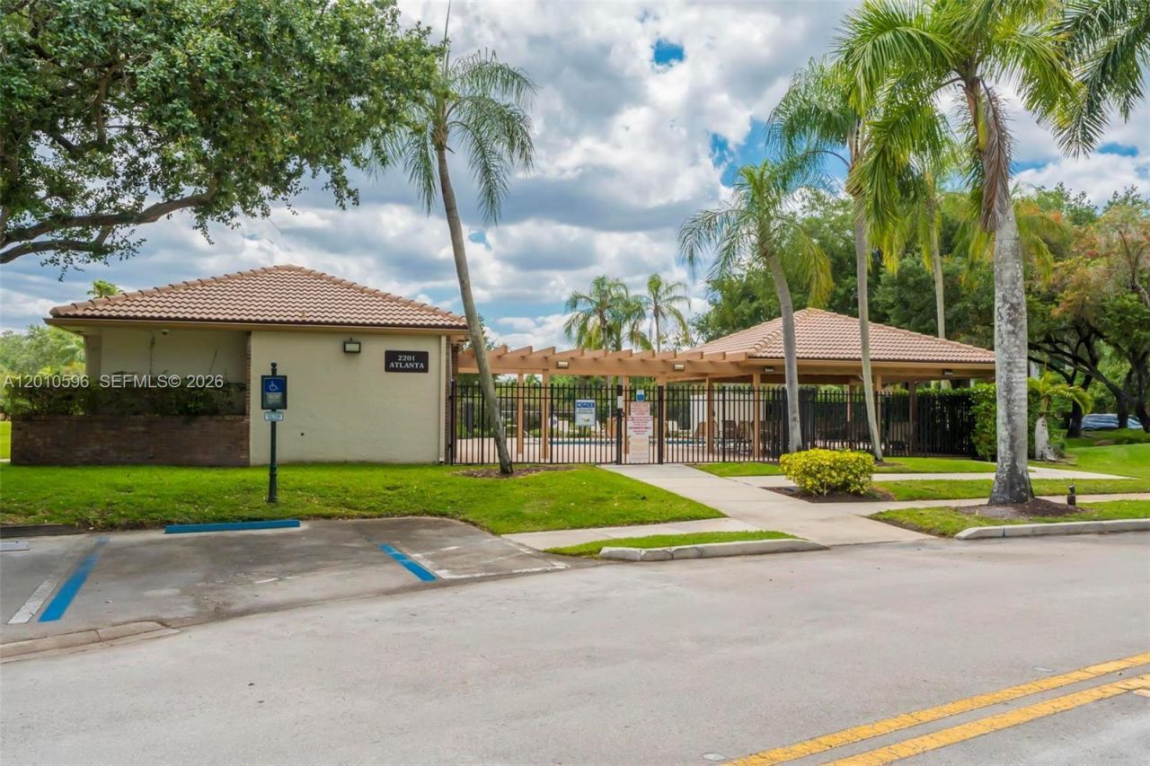 2081 Augusta , Weston, FL 33326 Photo