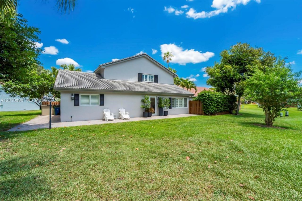 2081 Augusta, Weston, FL 33326 Photo