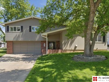 4935 N 114th Street, Omaha, NE 68164