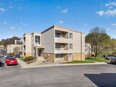 1911 Viking Drive NW, Unit 27, Rochester, MN 55901