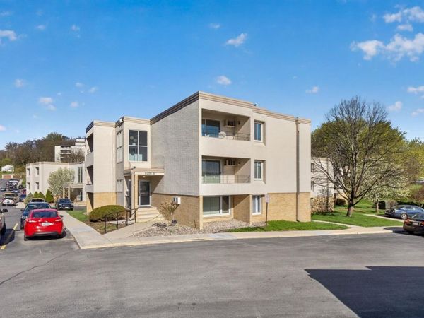 1911 Viking Drive NW, Unit 27, Rochester, MN 55901