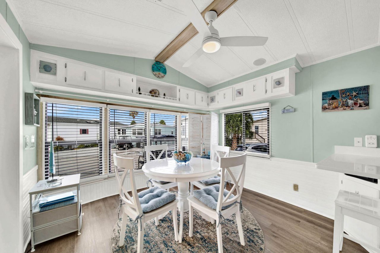 1397 Nettles Boulevard, Jensen Beach, FL 34957 Photo