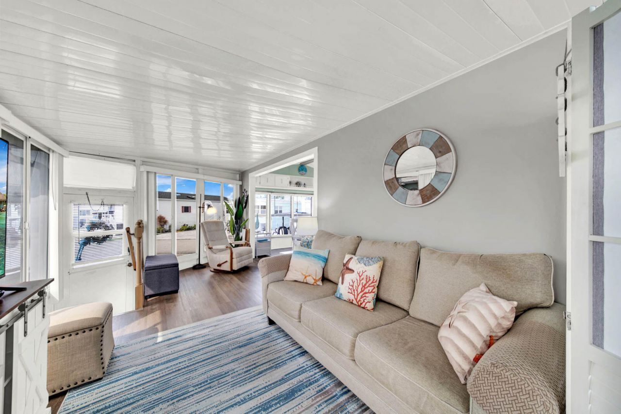 1397 Nettles Boulevard, Jensen Beach, FL 34957 Photo
