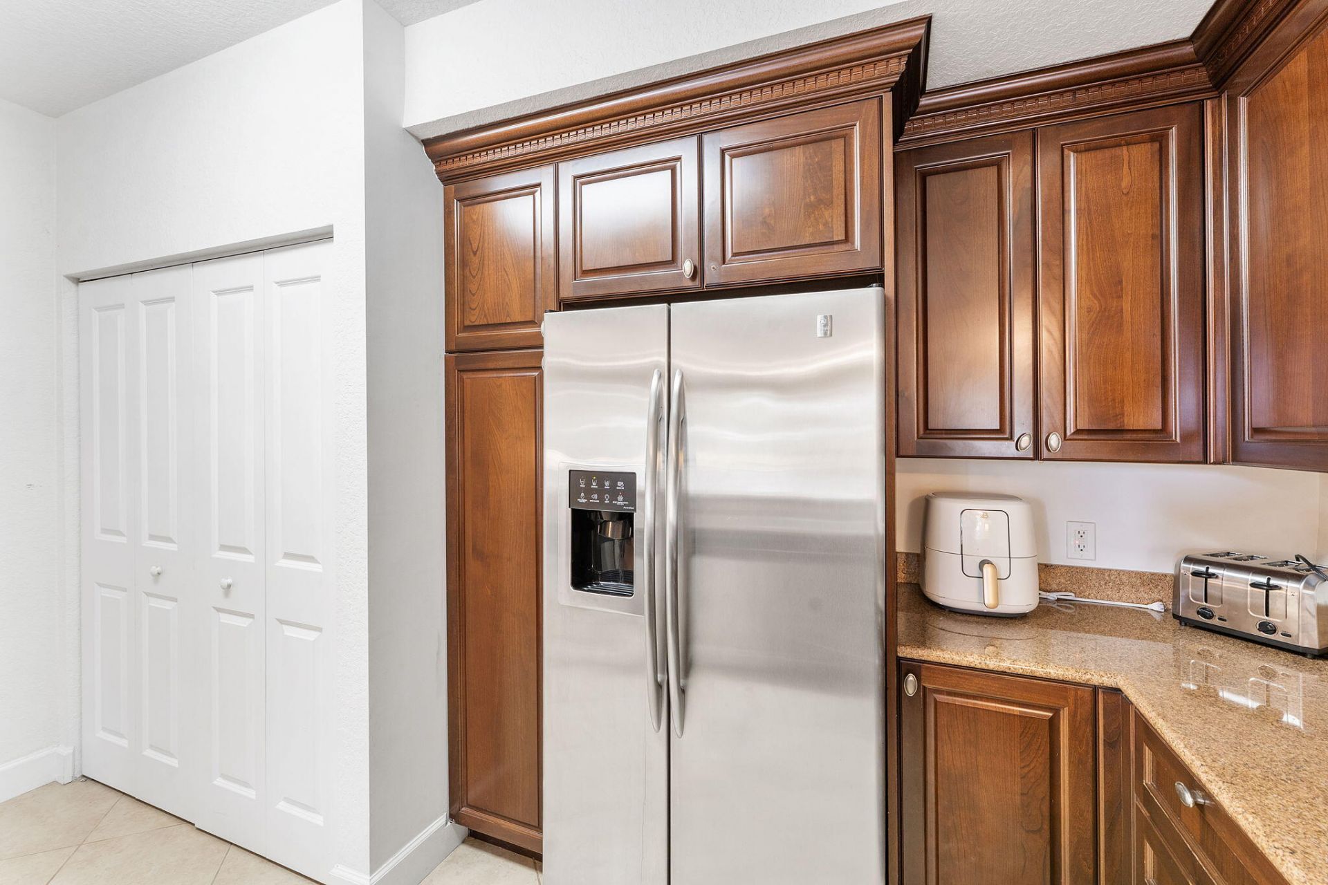 2 Renaissance Way, Unit 305, Boynton Beach, FL 33426 Photo