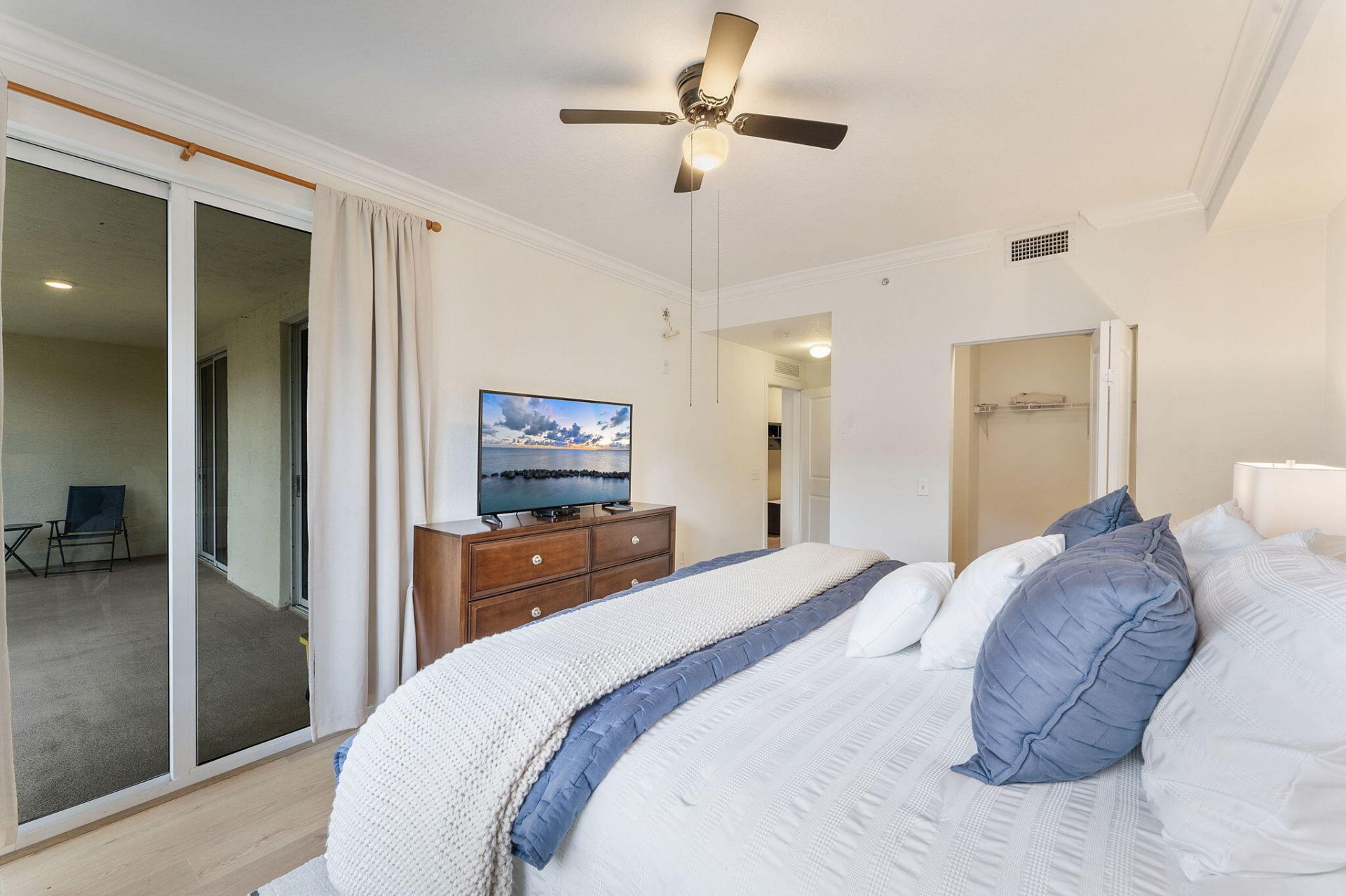 2 Renaissance Way, Unit 305, Boynton Beach, FL 33426 Photo