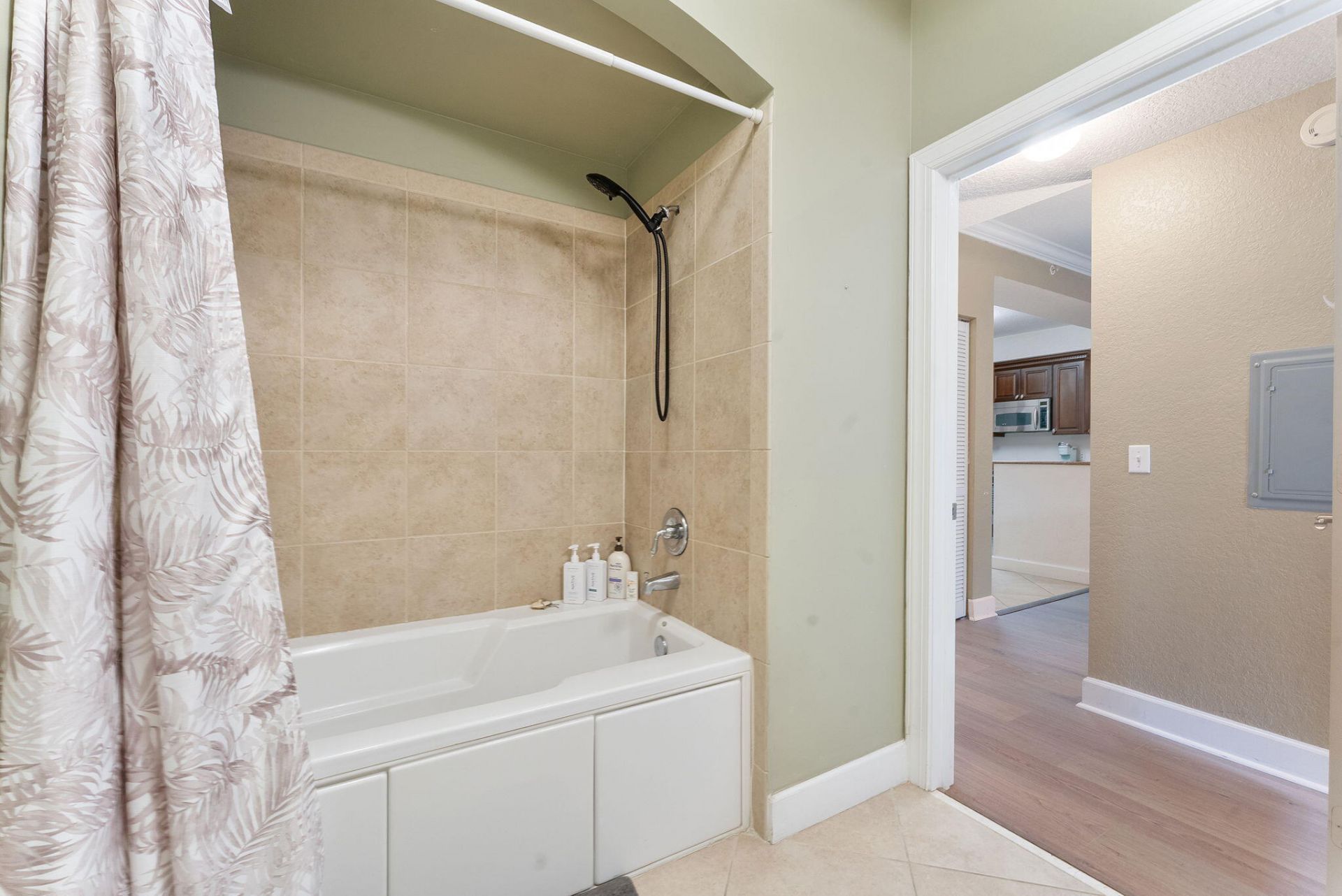 2 Renaissance Way, Unit 305, Boynton Beach, FL 33426 Photo