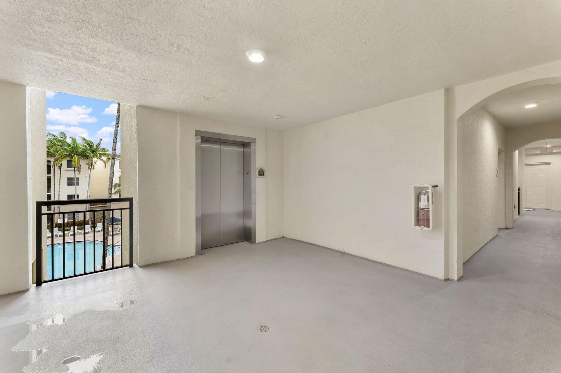 2 Renaissance Way, Unit 305, Boynton Beach, FL 33426 Photo