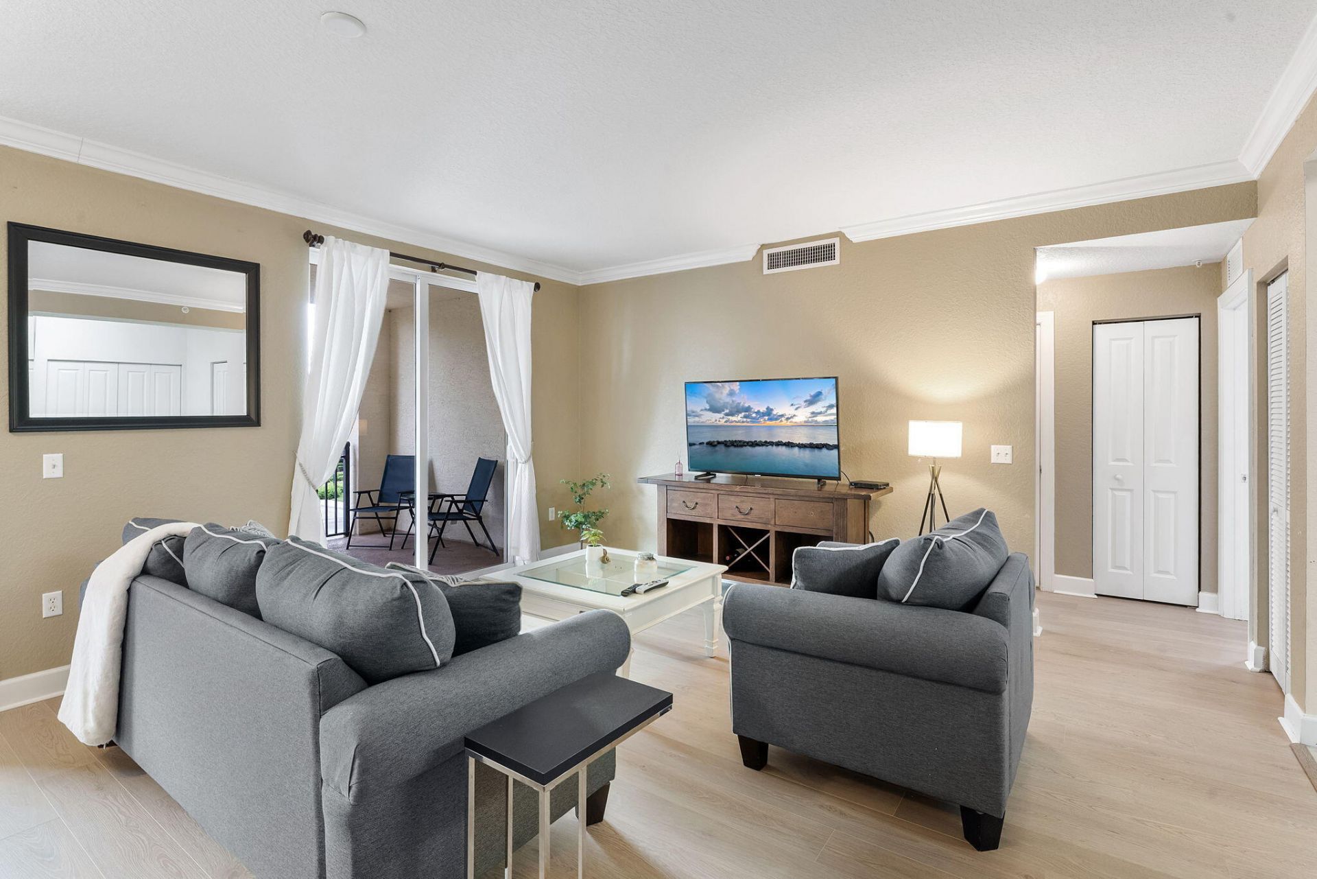 2 Renaissance Way, Unit 305, Boynton Beach, FL 33426 Photo