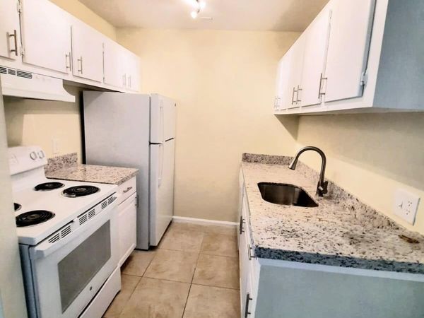1500 N Congress Avenue, Unit B29, West Palm Beach, FL 33401