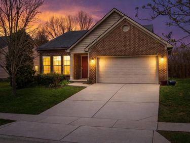 285 Gleneagles Way, Versailles, KY 40383