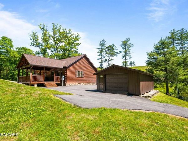 542 Whitman Hollow Rd, LaFollette, TN 37766