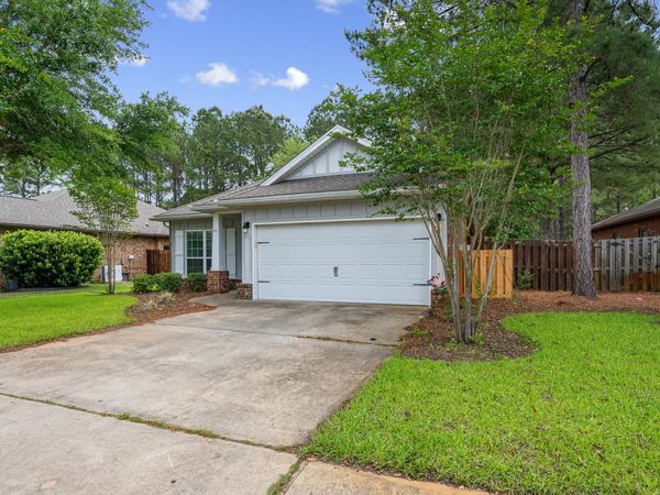 41 Dickens Drive, Freeport, FL 32439