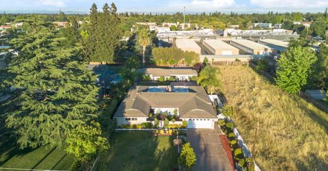 2818 Clark Ave, Carmichael, CA 95608 Photo