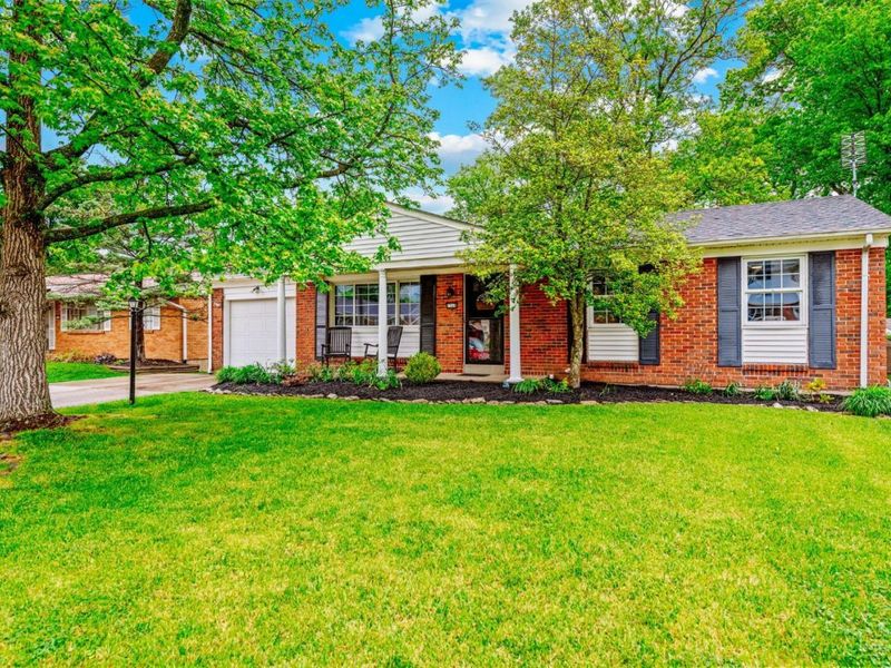 1568 Tonopah Drive, Anderson Twp, OH 45255 Photo 2
