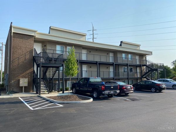 5025 Barrow Avenue, Cincinnati, OH 45209
