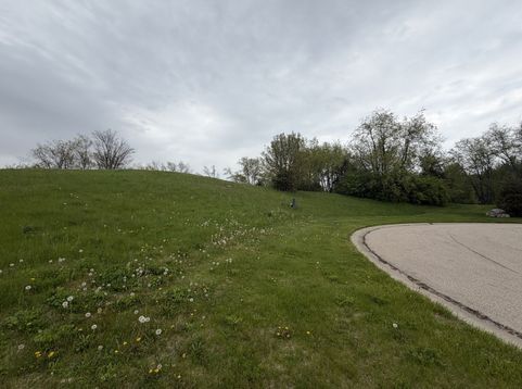 Main Photo