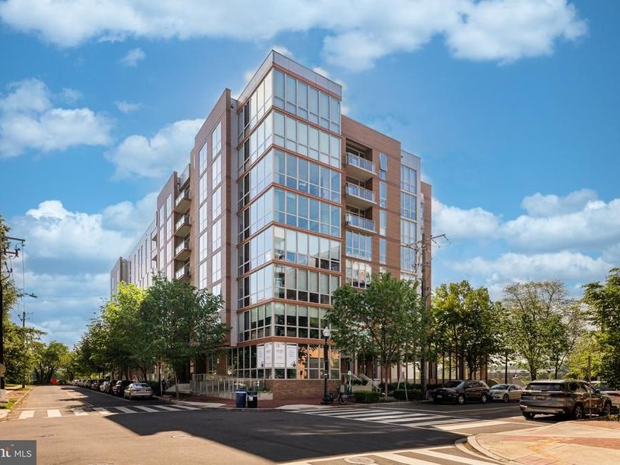 88 V Street Sw, Unit 808, Washington, DC 20024 Main Photo