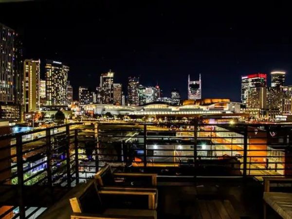 635 7th Ave S, Unit 606, Nashville, TN 37203