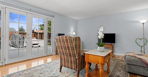 3881 Amador Way, Reno, NV 89502 Photo