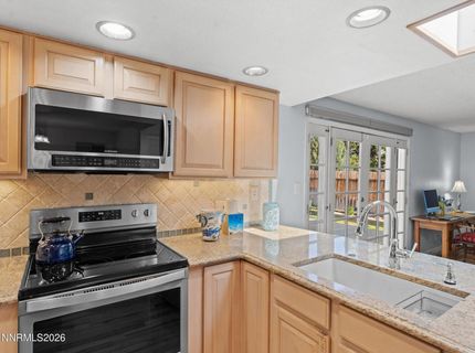 3881 Amador Way, Reno, NV 89502 Photo