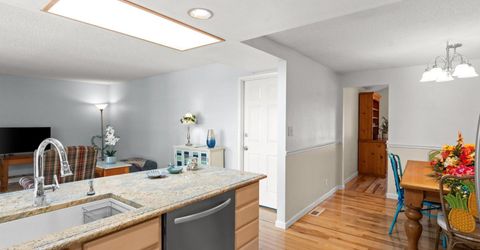 3881 Amador Way, Reno, NV 89502 Photo