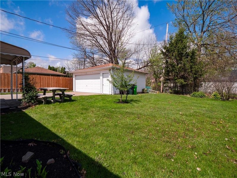 12305 Eastwood Boulevard, Garfield Heights, OH 44125 Photo 34