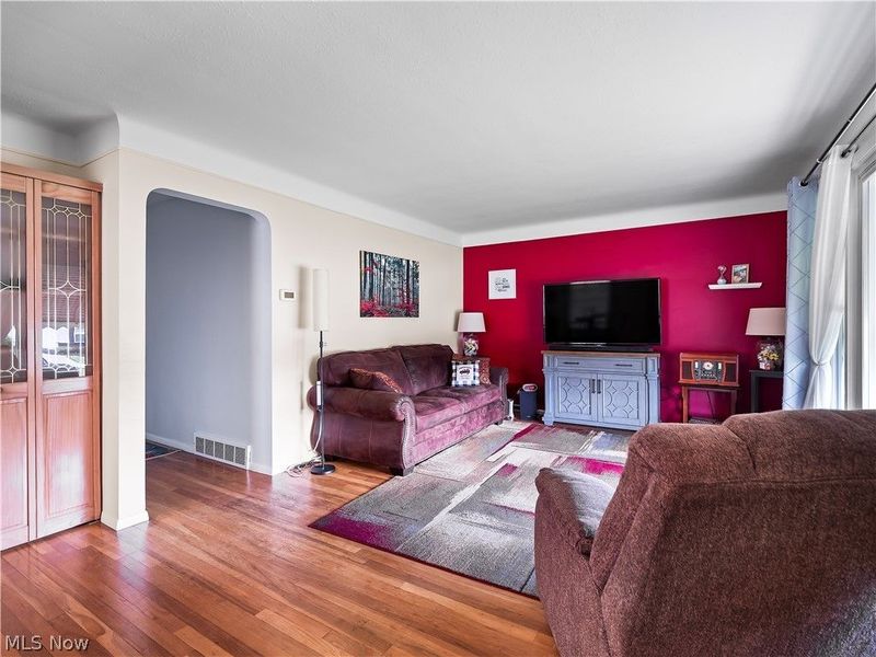 12305 Eastwood Boulevard, Garfield Heights, OH 44125 Photo 8