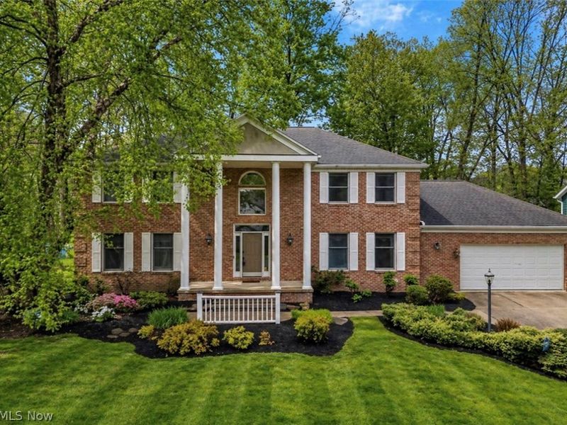 106 Lethbridge Circle , Akron, OH 44321 Photo 1