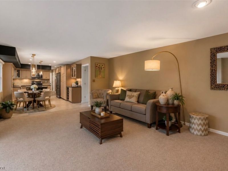 106 Lethbridge Circle , Akron, OH 44321 Photo 27
