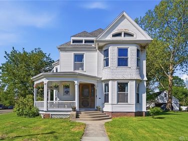 3 E Xenia Drive, Fairborn, OH 45324