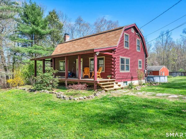 88 Daleville School, Willington, CT 06279